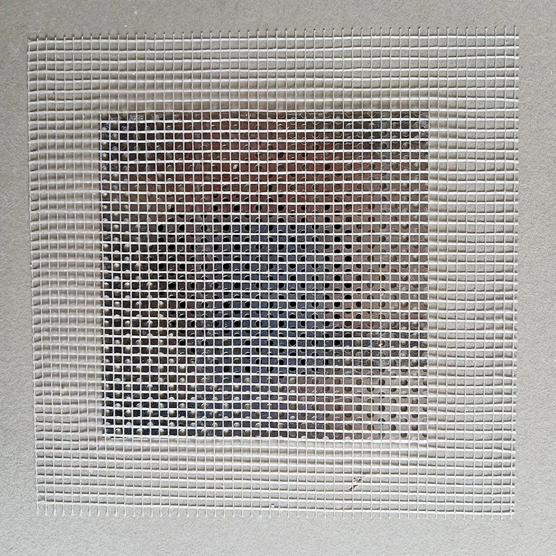 002 002